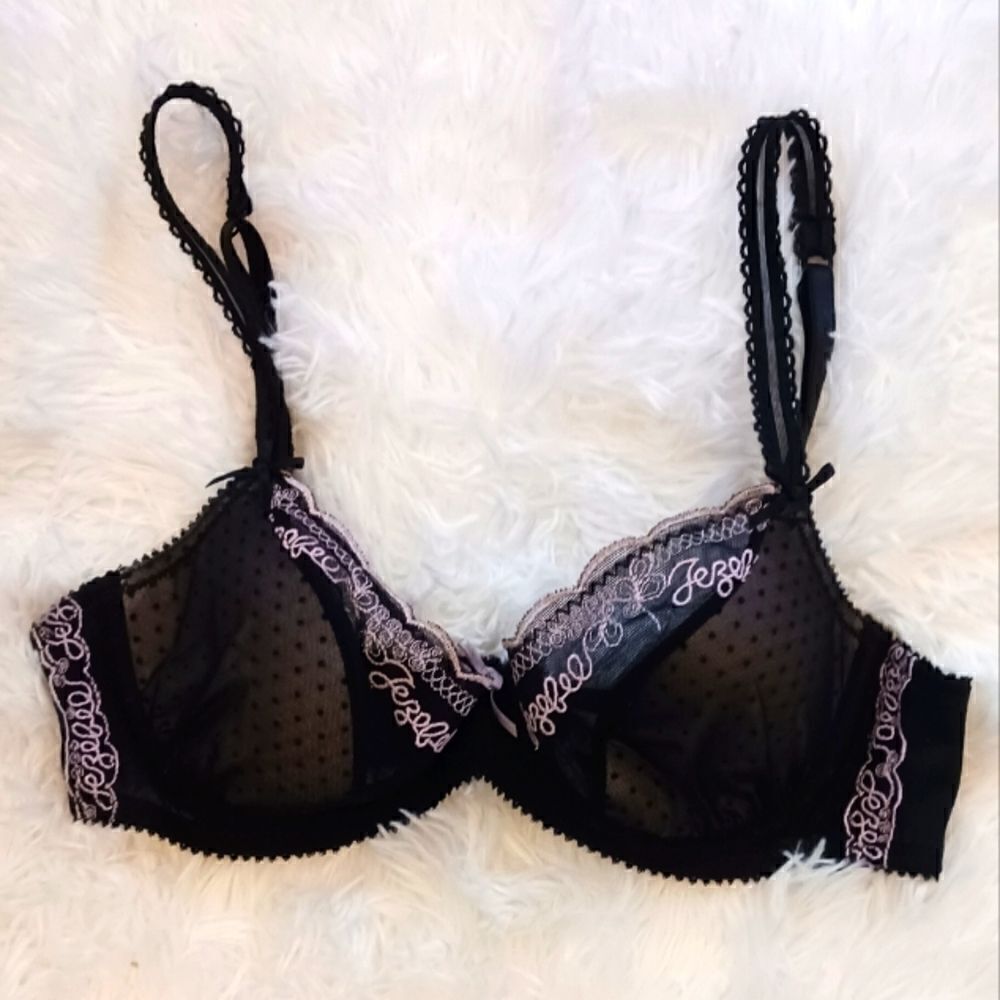Jezebel Underwire Bra 34B